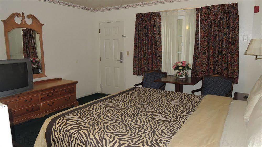 Travel Inn レディング エクステリア 写真